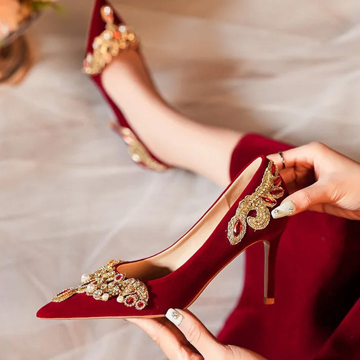 REGELIA - VELVET HEELS