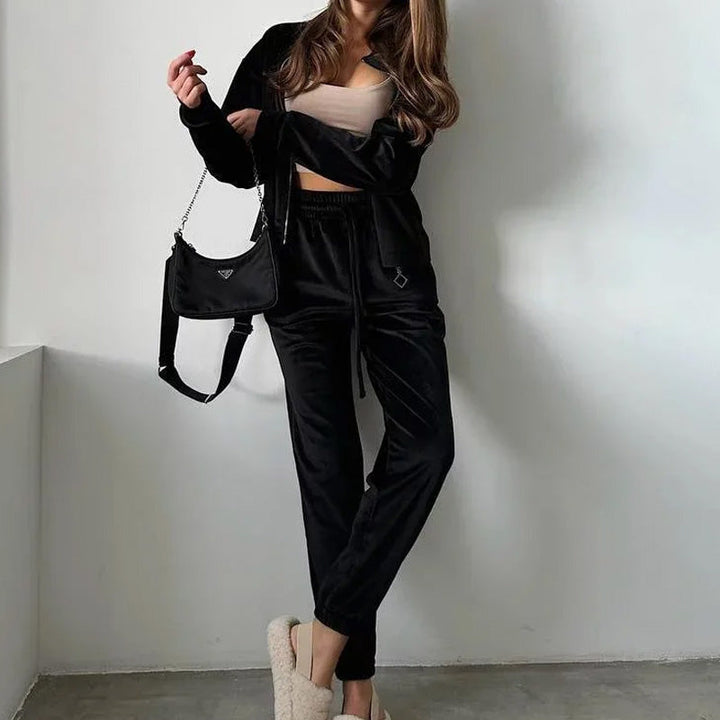 VELUXE - JOGGER SET