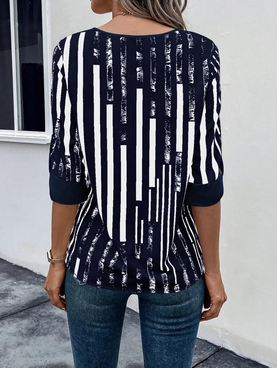 DAELYN - STRIPED BLOUSE WITH NOTCHED NECKLINE