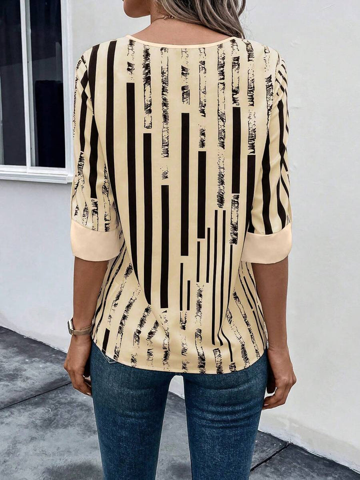 DAELYN - STRIPED BLOUSE WITH NOTCHED NECKLINE