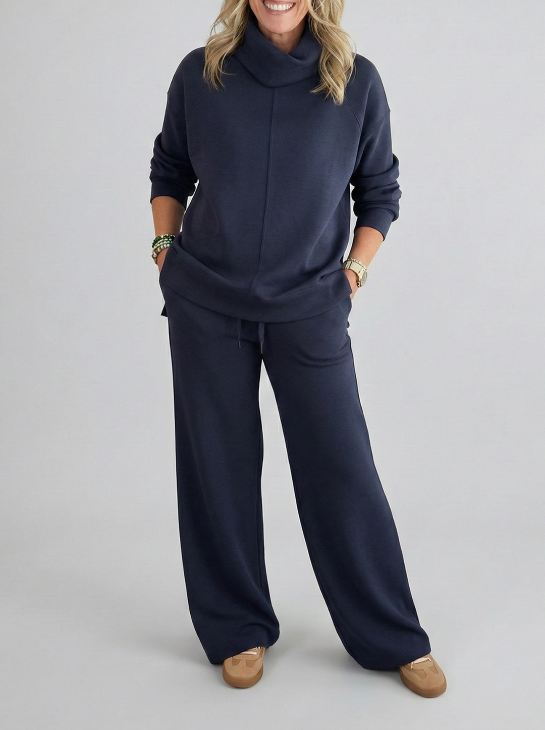 LEONORA - REFINED OUTFIT FOR EVERYDAY ELEGANCE