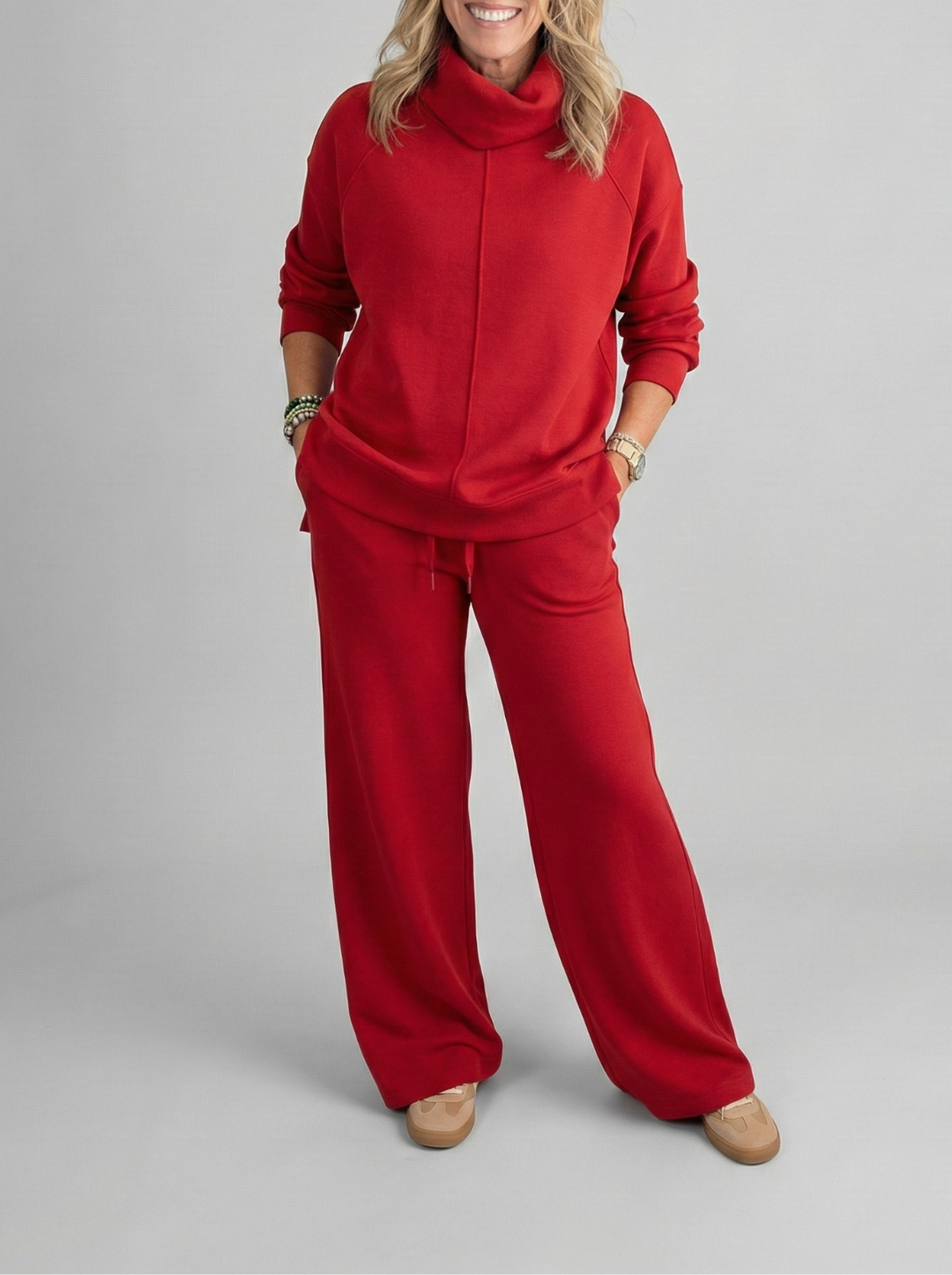 LEONORA - REFINED OUTFIT FOR EVERYDAY ELEGANCE