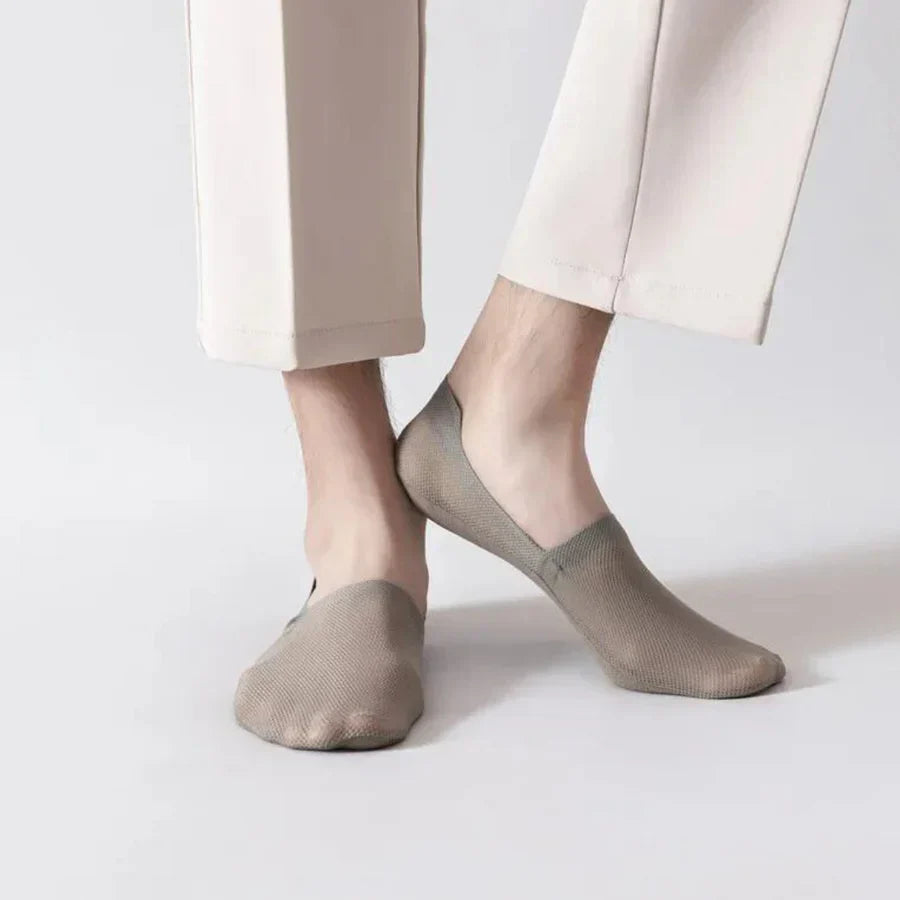 LISA - INVISIBLE BREATHABLE ANTI-SLIP SOCKS