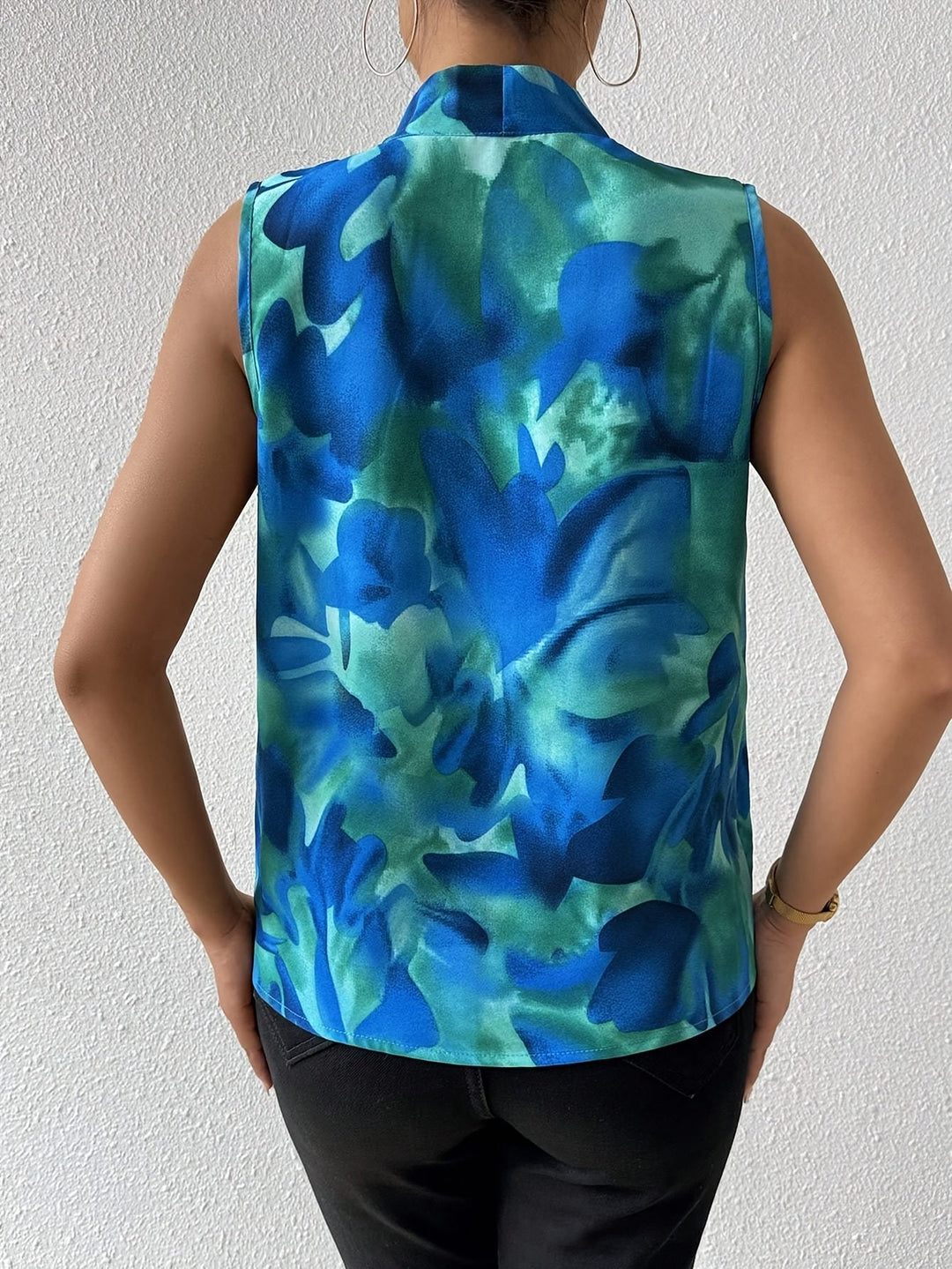 SERENYA - WATERCOLOUR SLEEVELESS BLOUSE